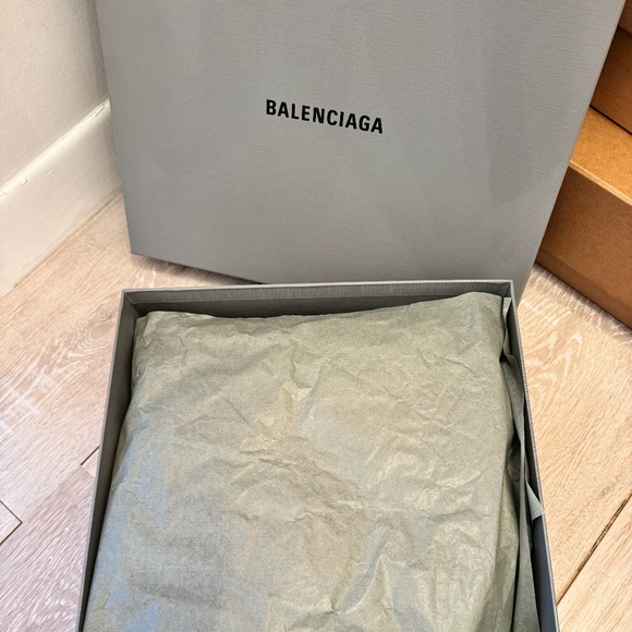 Balenciaga Anatomic Over the Knee Heeled Boot - Picture 3 of 16